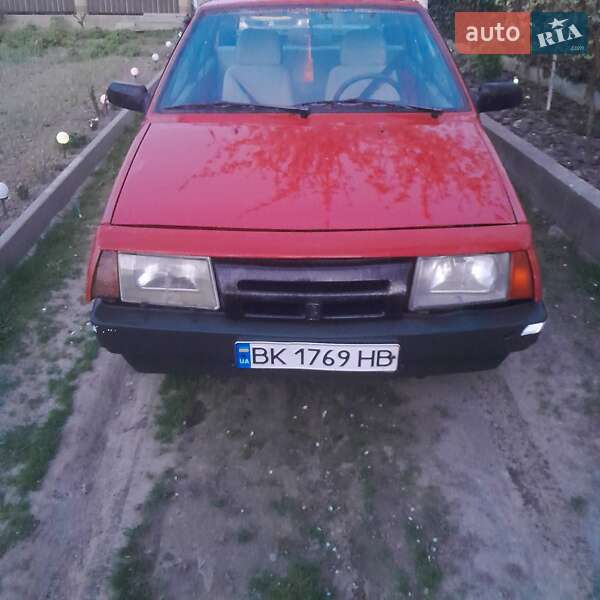 Хэтчбек ВАЗ 2109 1990 в 