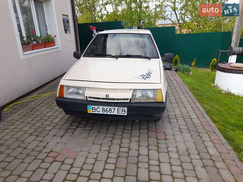 Хетчбек ВАЗ / Lada 2109 1987 в Львові