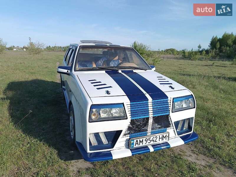 Хэтчбек ВАЗ / Lada 2109 1991 в Коростышеве