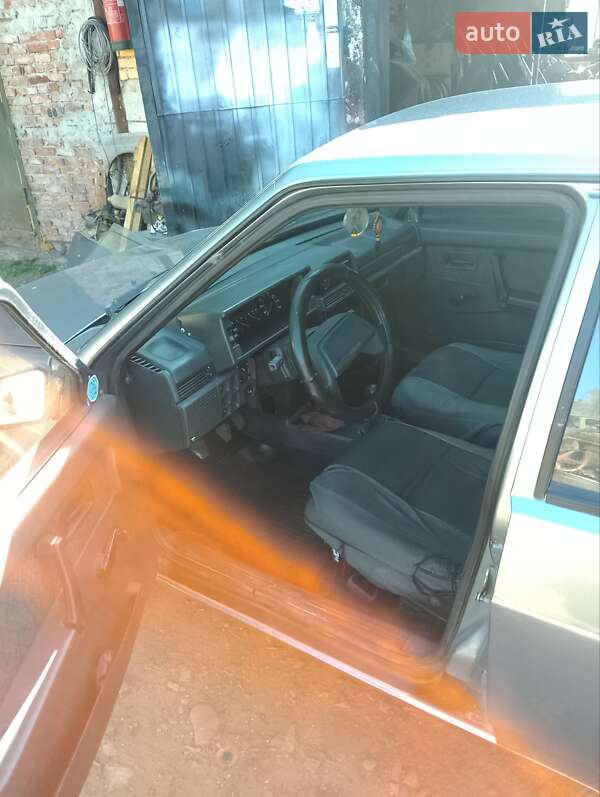 Хэтчбек ВАЗ / Lada 2109 2006 в Сколе