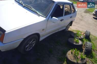 Хэтчбек ВАЗ 2109 1995 в 