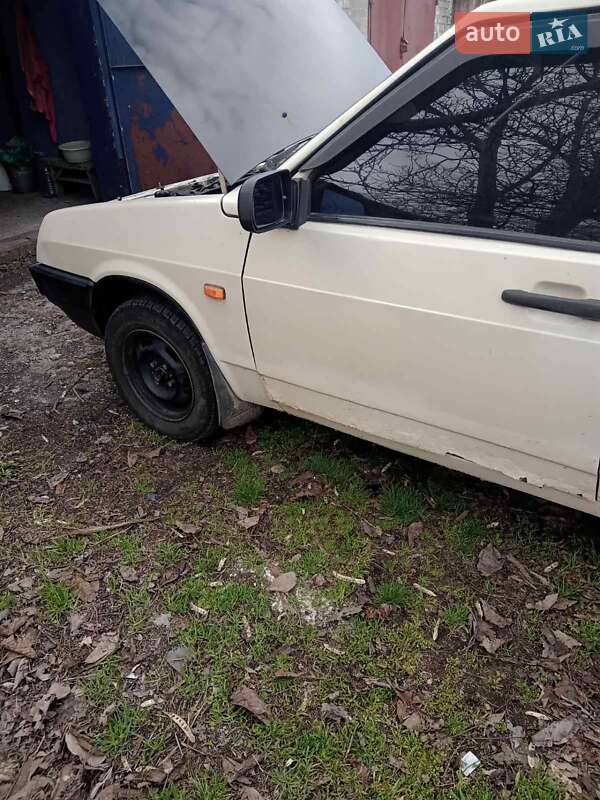Хэтчбек ВАЗ / Lada 2109 1995 в Кривом Роге