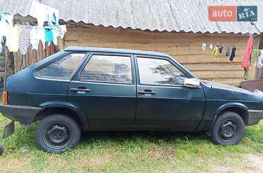 Хэтчбек ВАЗ 2109 2002 в 