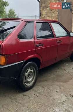 Хэтчбек ВАЗ 2109 1994 в 