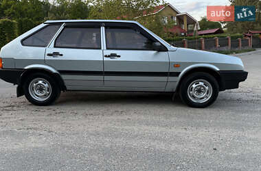 Хетчбек ВАЗ / Lada 2109 1998 в 