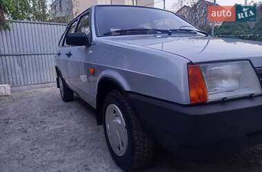Хетчбек ВАЗ 2109 2004 в 