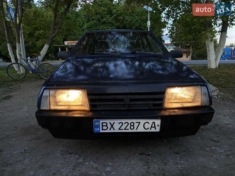Хэтчбек ВАЗ 2109 2004 в 