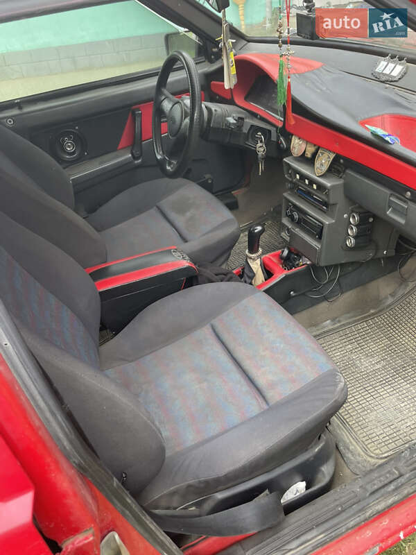Хэтчбек ВАЗ / Lada 2109 1993 в Черновцах фото 3 Хэтчбек ВАЗ / Lada 2109 1993 в Черновцах
