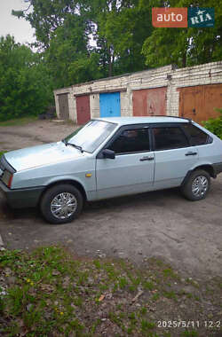 Хэтчбек ВАЗ 2109 1990 в 