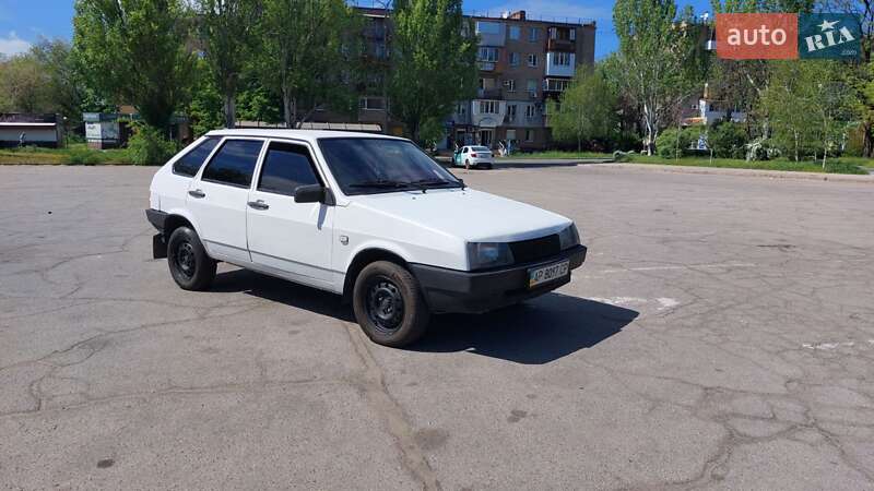 Хэтчбек ВАЗ / Lada 2109 2006 в Запорожье