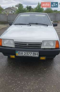 Хэтчбек ВАЗ 2109 2004 в 