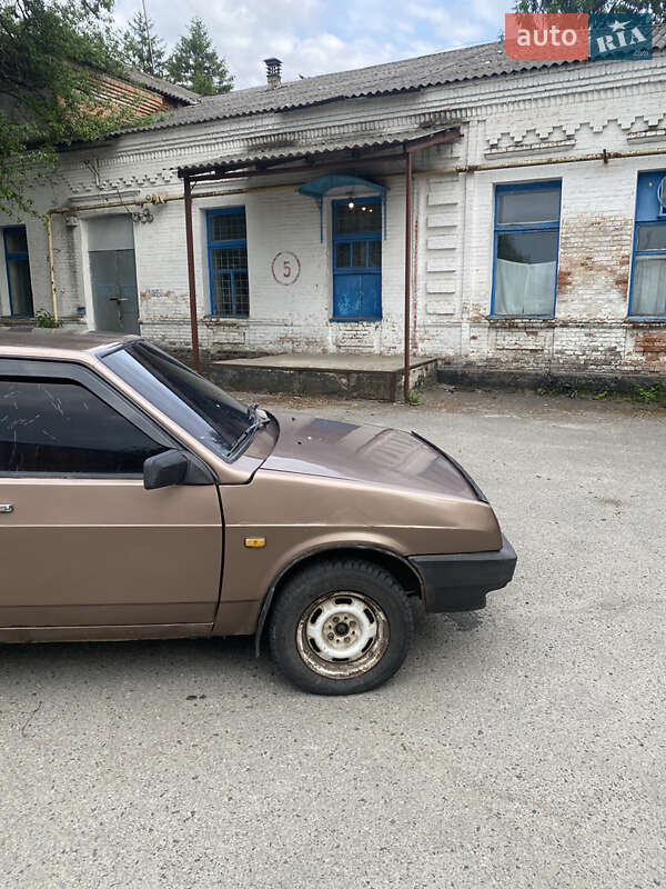 Хетчбек ВАЗ / Lada 2109 1996 в Кобеляках фото 5 Хетчбек ВАЗ / Lada 2109 1996 в Кобеляках