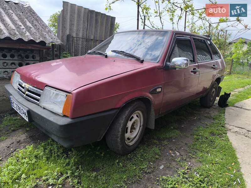 Хэтчбек ВАЗ 2109 1995 в 