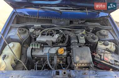 Хэтчбек ВАЗ / Lada 2109 2004 в 