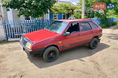 Хэтчбек ВАЗ 2109 1990 в 