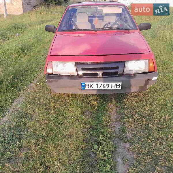 Хетчбек ВАЗ / Lada 2109 1990 в Дубні