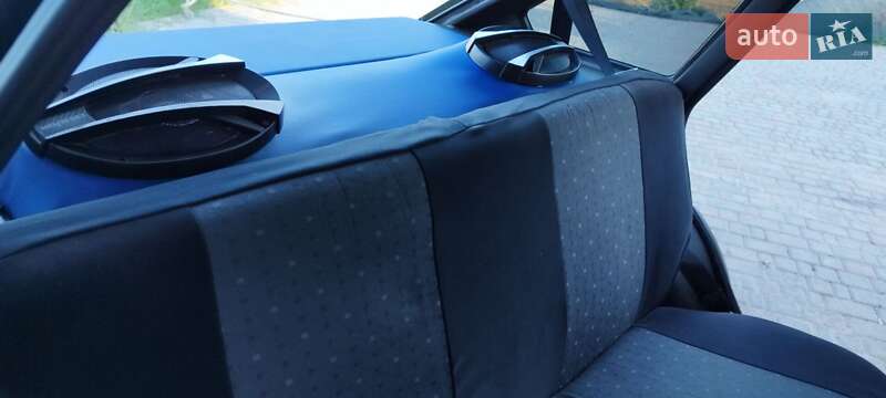 Хетчбек ВАЗ / Lada 2109 2003 в Болграді фото 13 Хетчбек ВАЗ / Lada 2109 2003 в Болграді