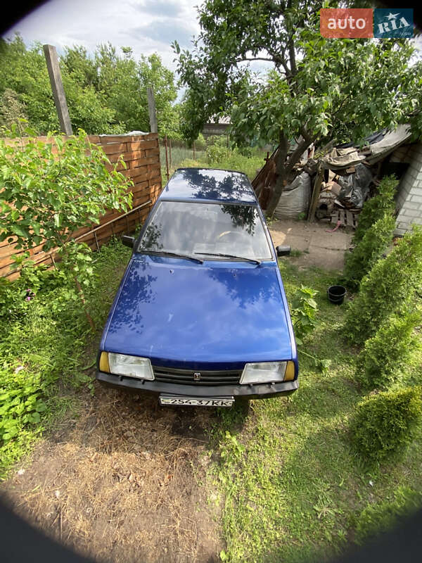 Хэтчбек ВАЗ / Lada 2109 2005 в Черкассах