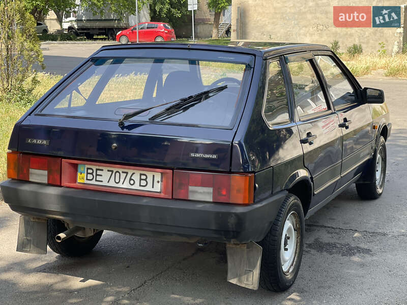 Хэтчбек ВАЗ / Lada 2109 2008 в Николаеве