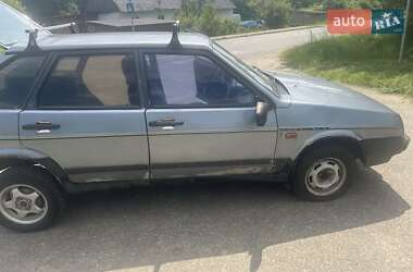 Хэтчбек ВАЗ 2109 1992 в 