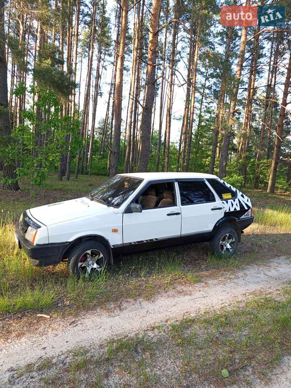 Хэтчбек ВАЗ / Lada 2109 1989 в Маневичах