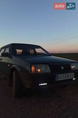 Хэтчбек ВАЗ 2109 2004 в 