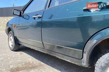 Хэтчбек ВАЗ / Lada 2109 2002 в 