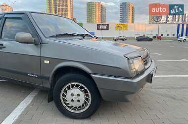 Хэтчбек ВАЗ 2109 1990 в 