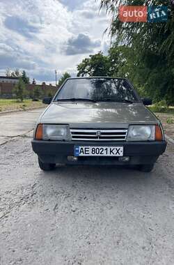 Хэтчбек ВАЗ 2109 2000 в 