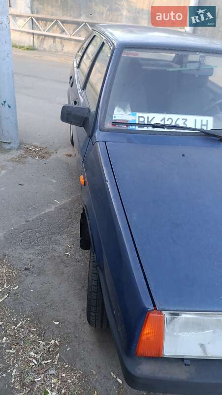 Хетчбек ВАЗ / Lada 2109 2004 в Києві