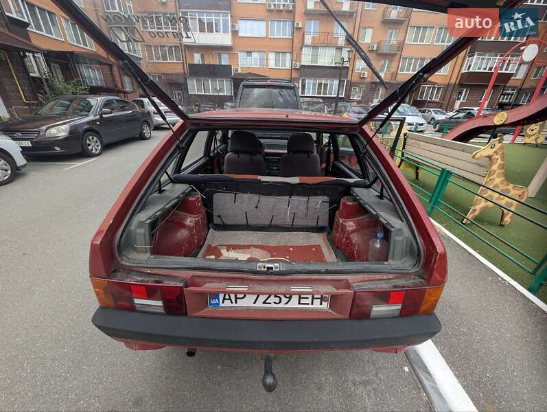 Хэтчбек ВАЗ / Lada 2109 1992 в Ворзеле