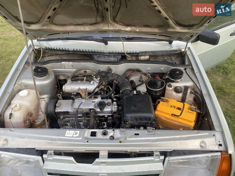 Хэтчбек ВАЗ / Lada 2109 2006 в Зачепиловке