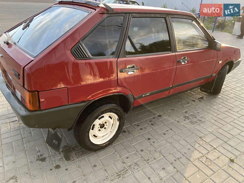 Хетчбек ВАЗ / Lada 2109 1990 в Запоріжжі