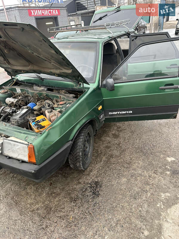 Хэтчбек ВАЗ / Lada 2109 1999 в Запорожье фото 3 Хэтчбек ВАЗ / Lada 2109 1999 в Запорожье