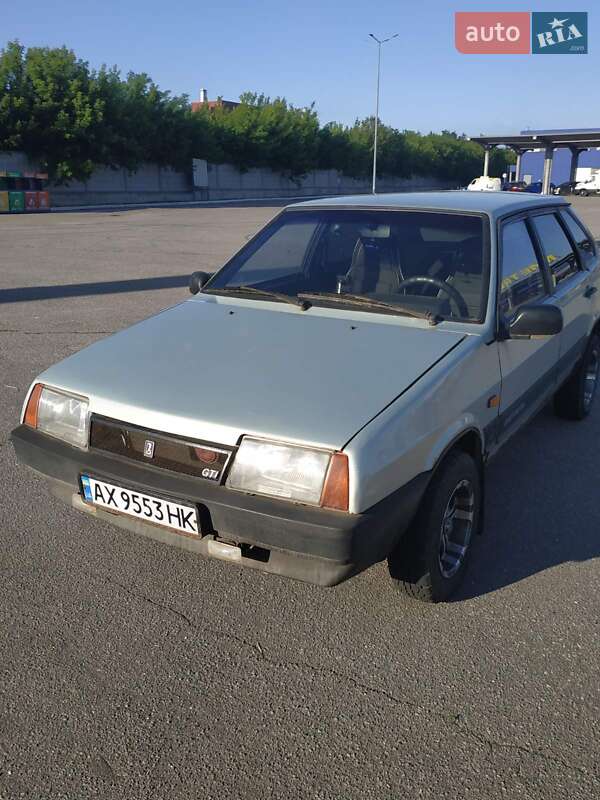 Хетчбек ВАЗ / Lada 2109 2002 в Харкові