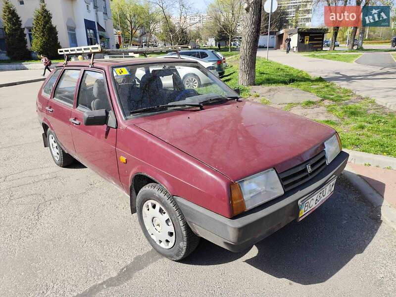 Хэтчбек ВАЗ / Lada 2109 2005 в Львове фото 5 Хэтчбек ВАЗ / Lada 2109 2005 в Львове