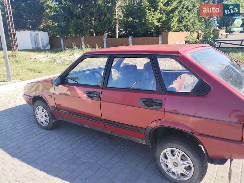 Хэтчбек ВАЗ / Lada 2109 1991 в Барановке