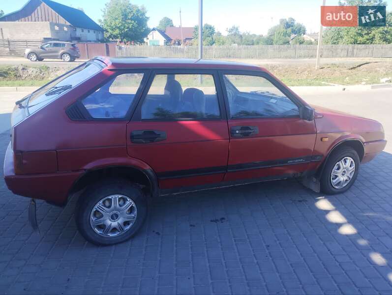 Хэтчбек ВАЗ / Lada 2109 1991 в Барановке