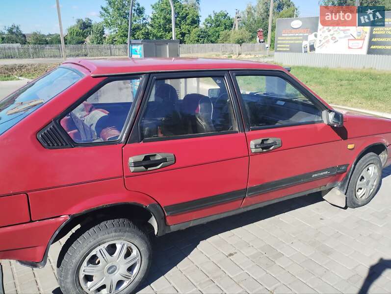 Хэтчбек ВАЗ / Lada 2109 1991 в Барановке
