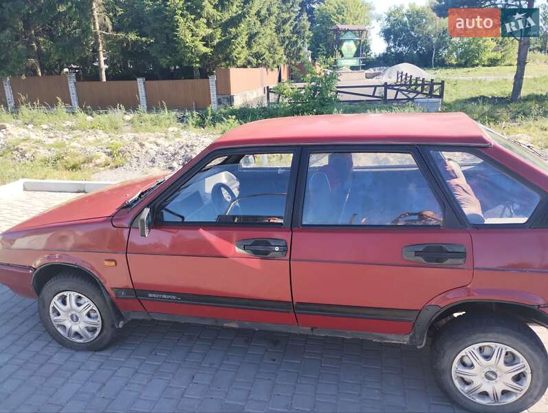 Хэтчбек ВАЗ / Lada 2109 1991 в Барановке