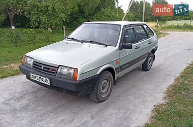 Хэтчбек ВАЗ 2109 2001 в Корце