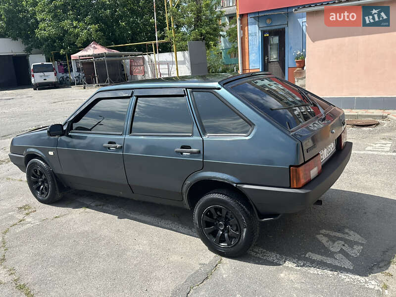 Хетчбек ВАЗ / Lada 2109 2005 в Херсоні