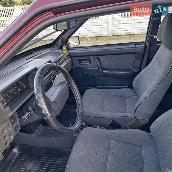 Хетчбек ВАЗ / Lada 2109 2005 в Брусилові