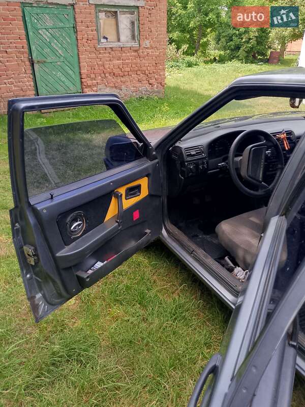 Хэтчбек ВАЗ / Lada 2109 2005 в Львове