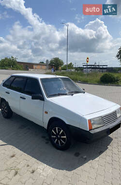 Хэтчбек ВАЗ 2109 1988 в 