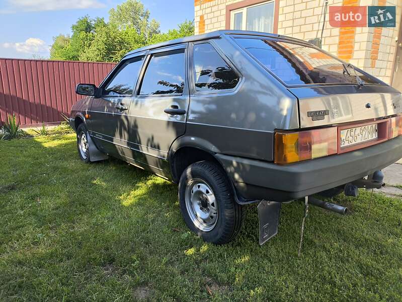 Хетчбек ВАЗ / Lada 2109 1991 в Гребінці фото 6 Хетчбек ВАЗ / Lada 2109 1991 в Гребінці