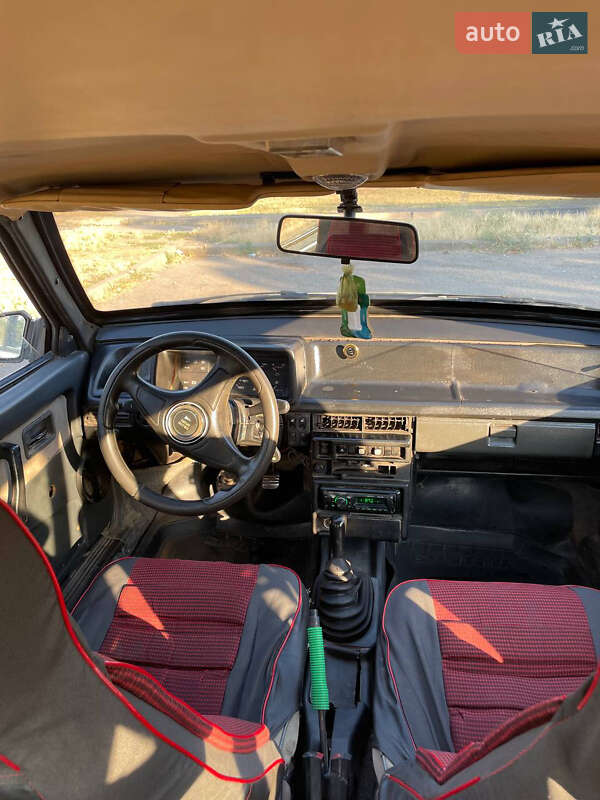 Хэтчбек ВАЗ / Lada 2109 1990 в Кривом Роге