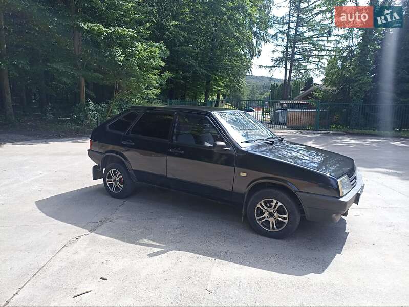 Хэтчбек ВАЗ / Lada 2109 2007 в Львове