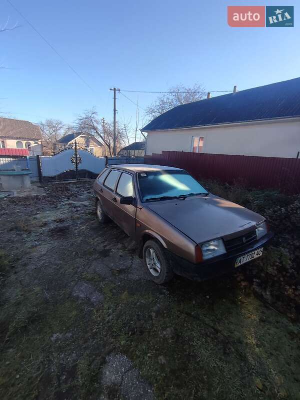 Хэтчбек ВАЗ / Lada 2109 1997 в Сокирянах