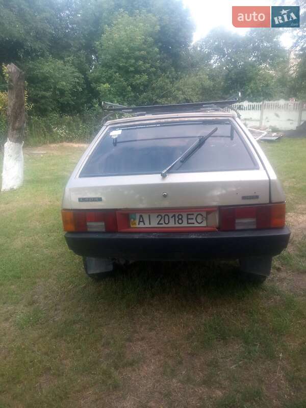 Хэтчбек ВАЗ / Lada 2109 1990 в Гостомеле